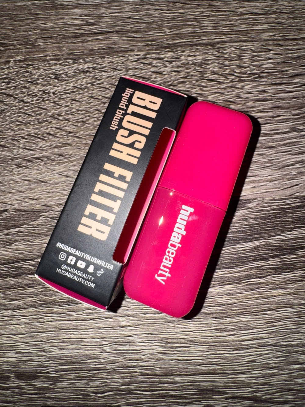 HUDA BEAUTY LIQUID BLUSH 💕